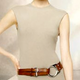 Illustration for article titled Ralph Lauren Debuts Strange New One Tiny Arm Look